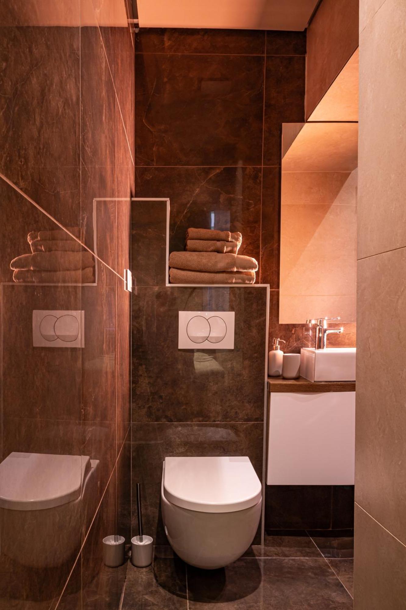Venus Apartment With Jacuzzi And Sauna - City Center Belgrad Exteriör bild